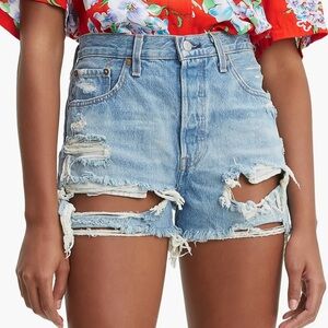 NWOT Levi’s 501 Premium Size 27 High Waisted Denim Shorts